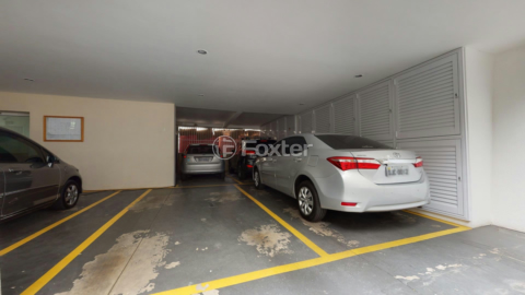Image 7 - 849671